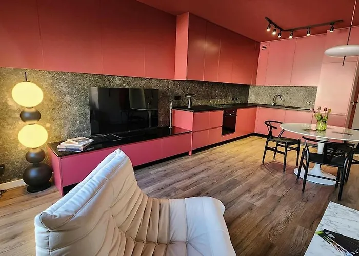 Dzierzonia 12 Apartment